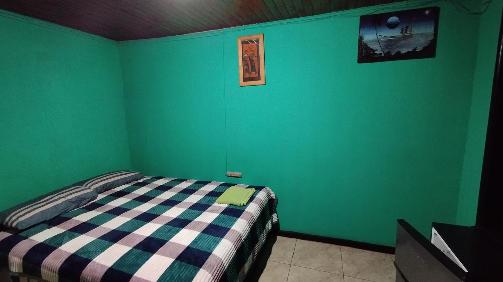 Hotel Estanislao Lopez 127 à Puerto Iguazú Extérieur photo